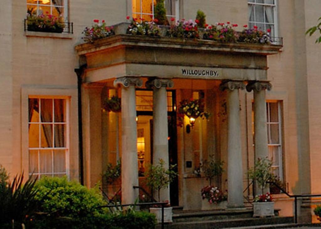 Willoughby House Hotel & Apartments Cheltenham Zewnętrze zdjęcie