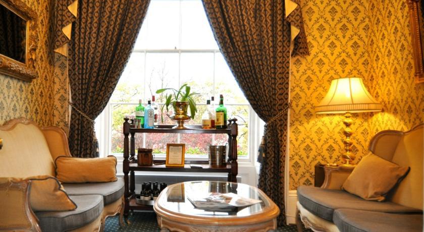 Willoughby House Hotel & Apartments Cheltenham Zewnętrze zdjęcie